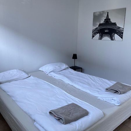 Praktisk leilighet i Kristiansand til 5 Eksteriør bilde